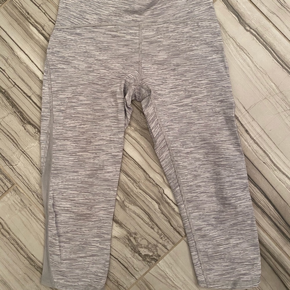 Lululemon capris